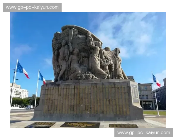 图尔vs勒阿弗尔：法兰西之心与诺曼底海岸的激情碰撞